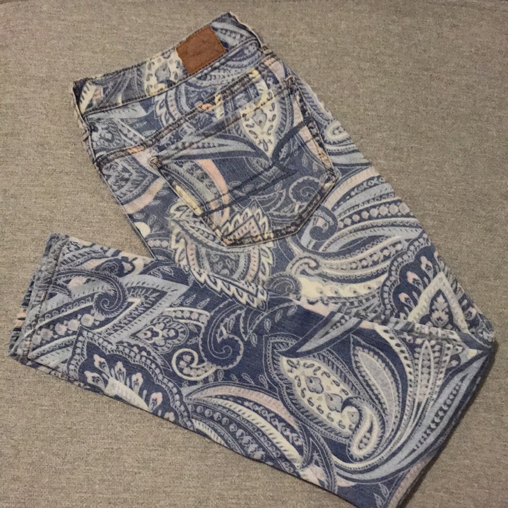 AE super stretch jegging, blue print, size 6